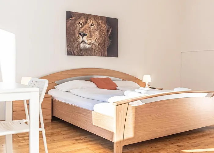 Comfortable 3br Next To Belvedere, Ideal For Short * Vienne