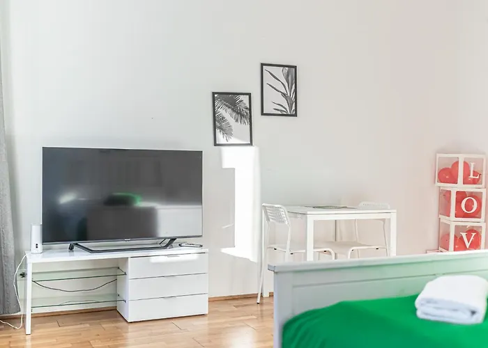 Appartement Comfortable 3br Next To Belvedere, Ideal For Short *
